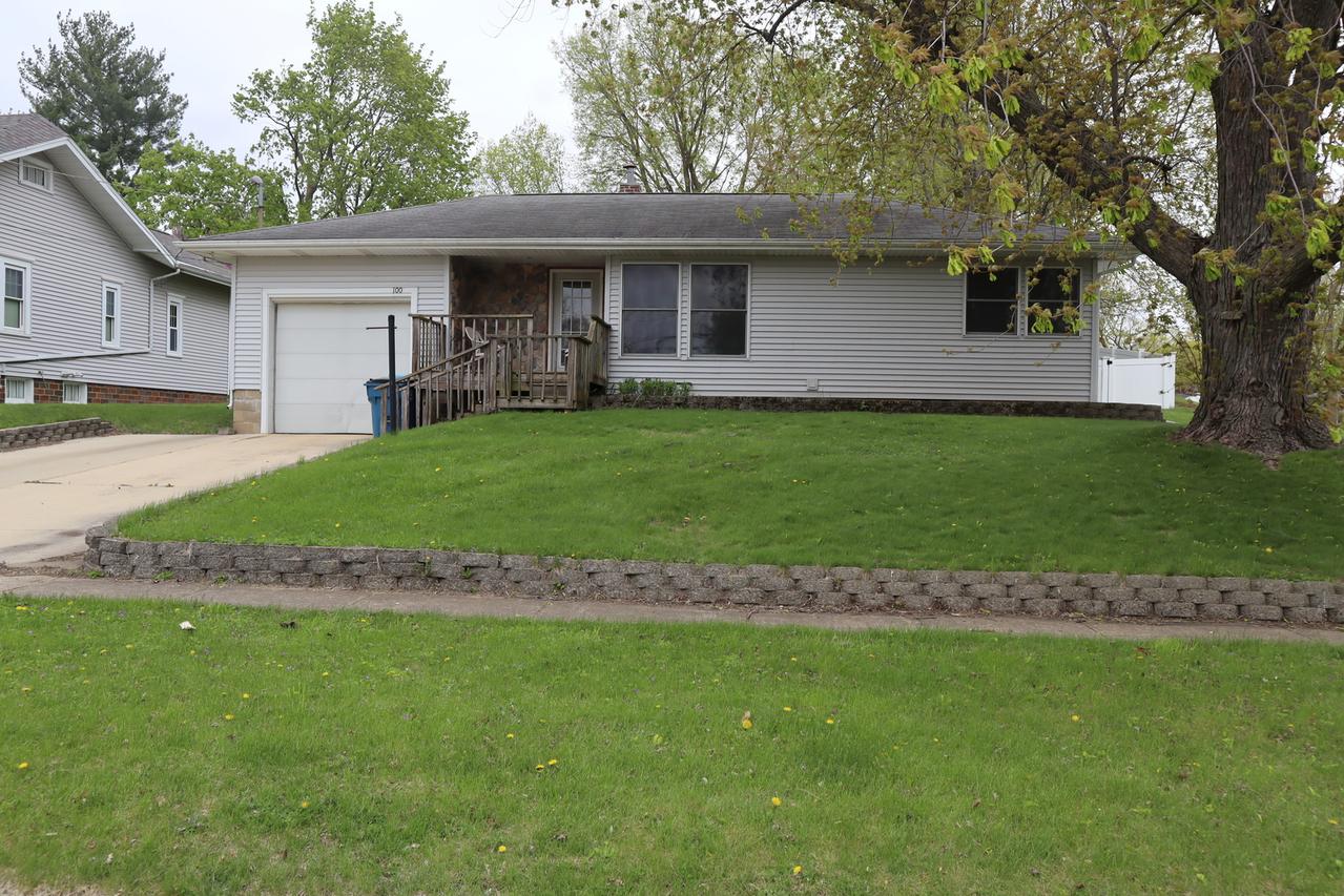 100 5th St., Walnut, IL 61376