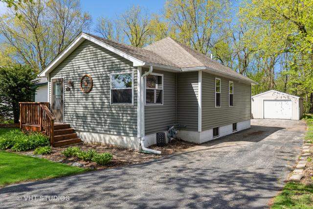 49 John St., Crystal Lake, IL 60014