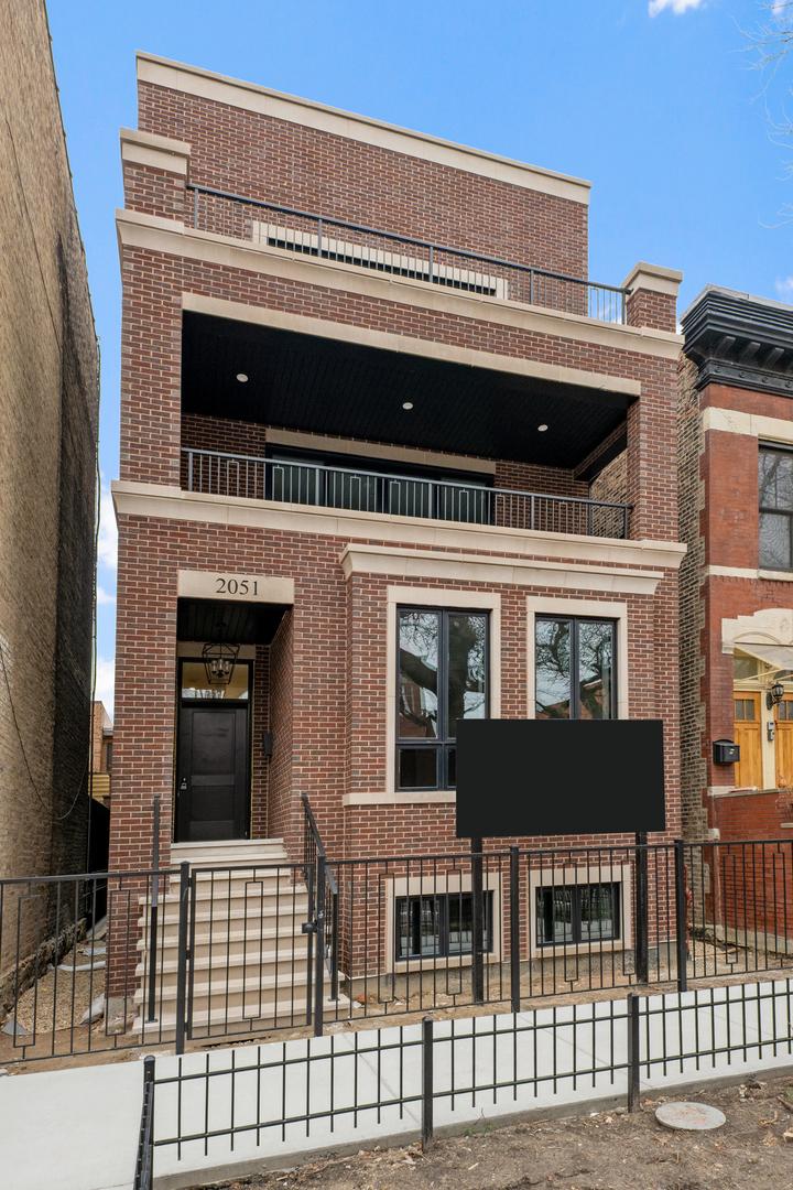 2850 N Racine Ave. #3, Chicago, IL 60657