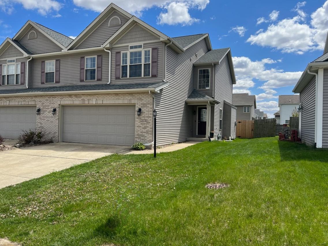 207 Dropseed Dr. #B, Savoy, IL 61874