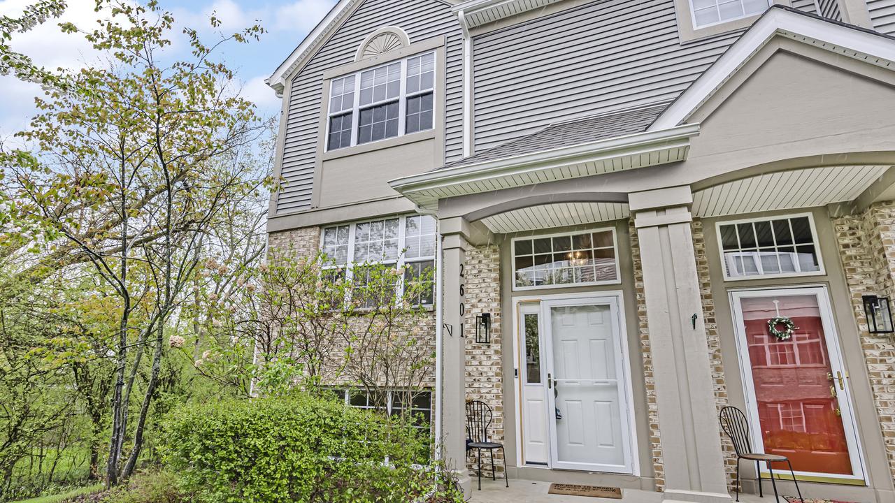 2601 Woodmere Dr., Darien, IL 60561