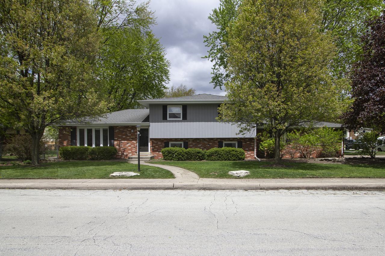 493 Cleveland Ave., Bourbonnais, IL 60914