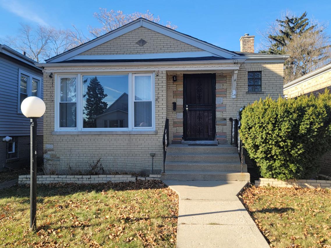9646 S Peoria St., Chicago, IL 60643