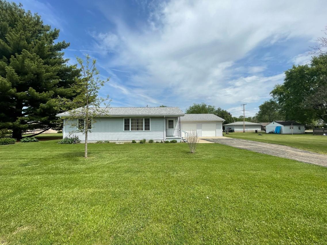 209 Oak St., Danville, IL 61832