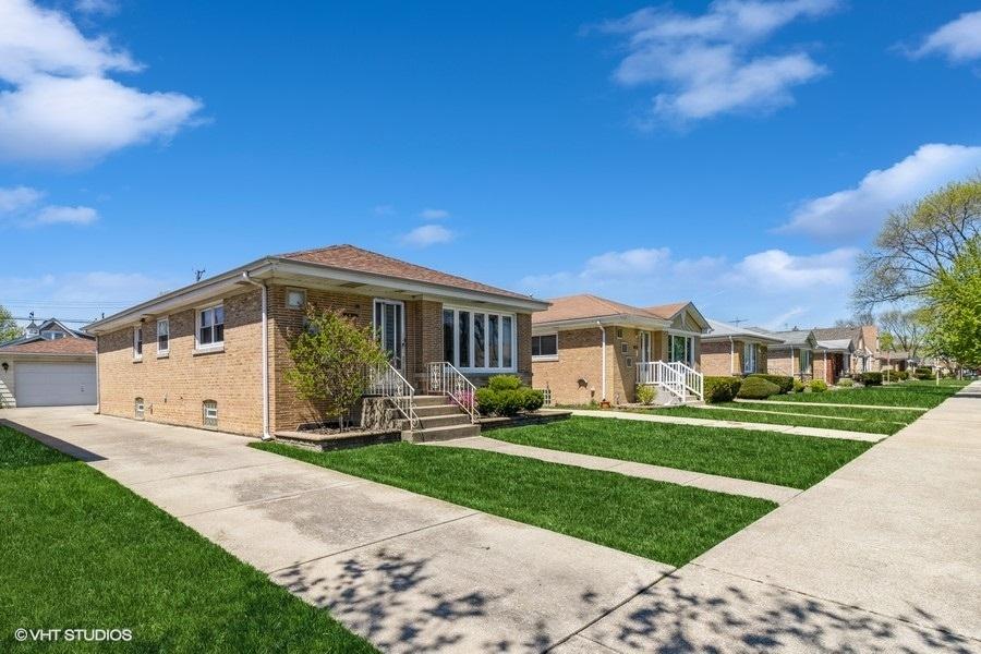 4916 N Natchez Ave., Chicago, IL 60656