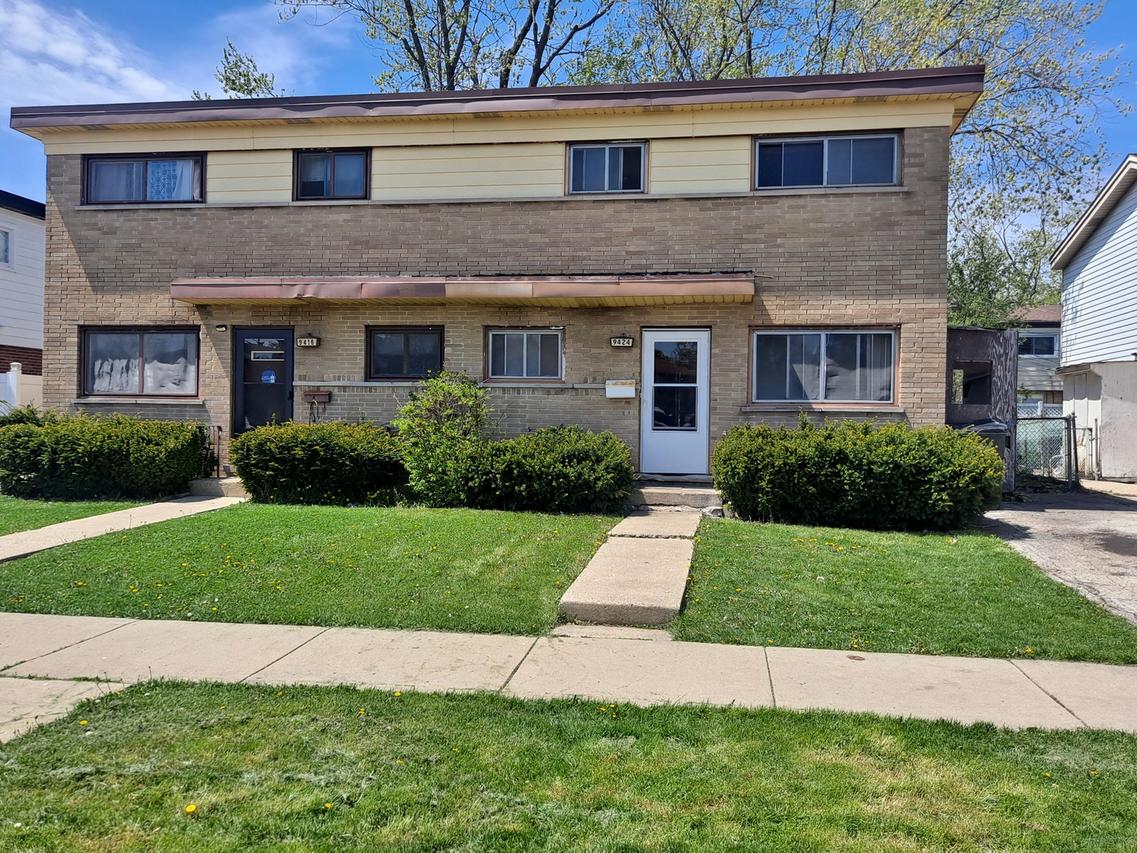 9424 N Parkside Dr., Des Plaines, IL 60016