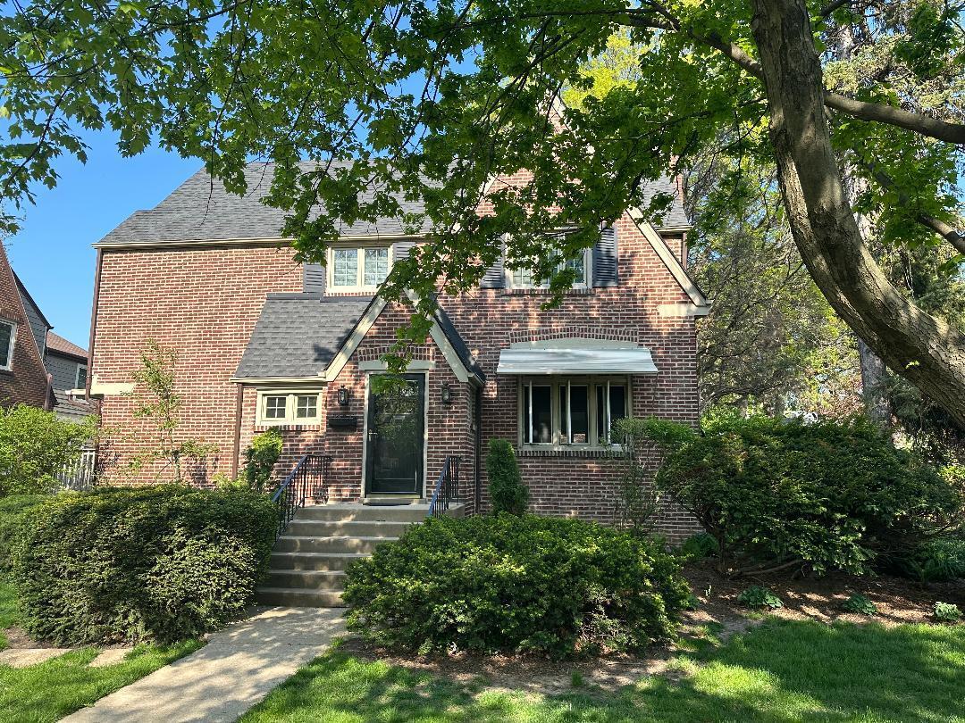 4731 Woodland Ave., Western Springs, IL 60558