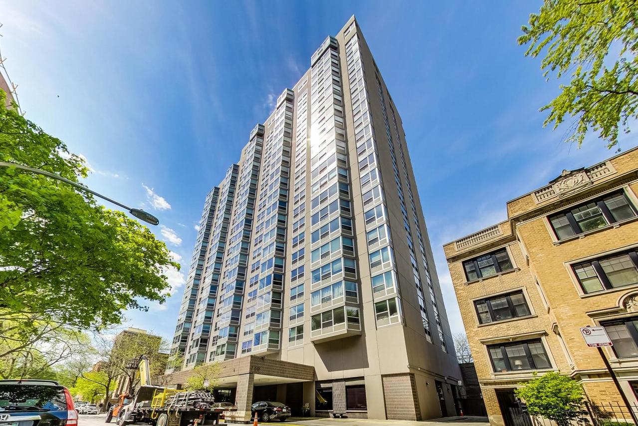720 W Gordon Ter. #6D, Chicago, IL 60613
