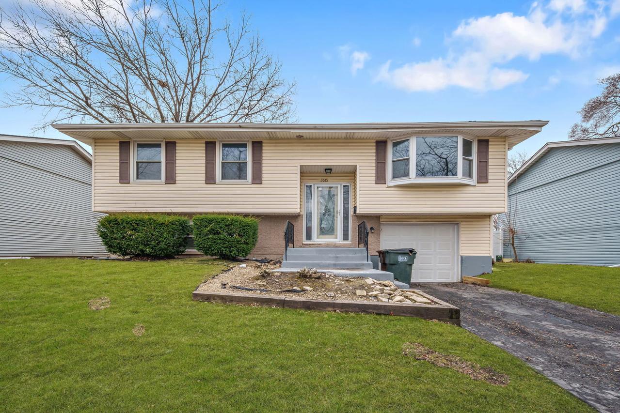 3515 Laurel Ln., Hazel Crest, IL 60429