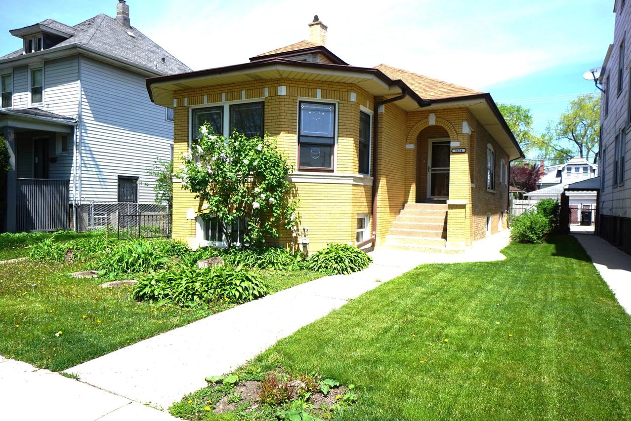 5634 W Berenice Ave., Chicago, IL 60634