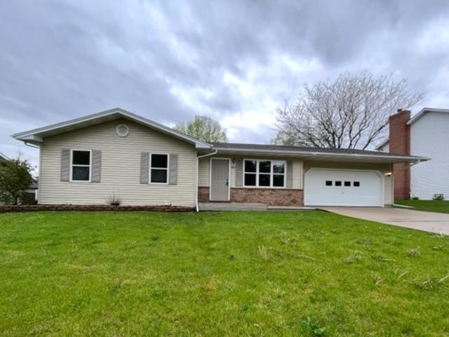 909 Westlawn Ave., Earlville, IL 60518