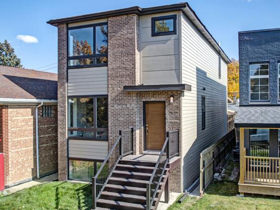 5319 N Nagle Ave., Chicago, IL 60630
