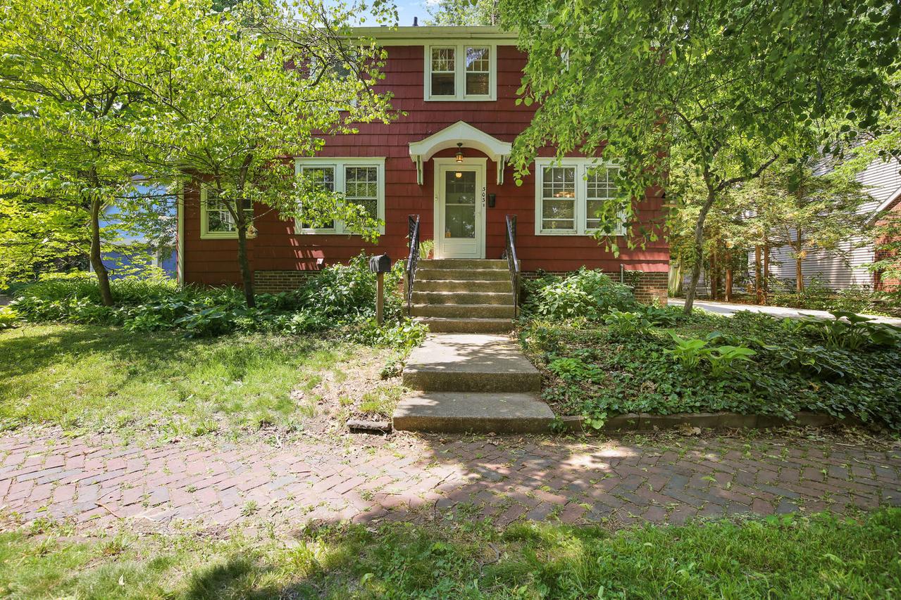 303 N Orchard St., Urbana, IL 61801