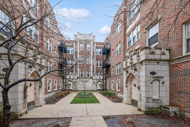 2331 E 70th Pl. #308, Chicago, IL 60649