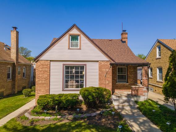 4908 N Mobile Ave., Chicago, IL 60630