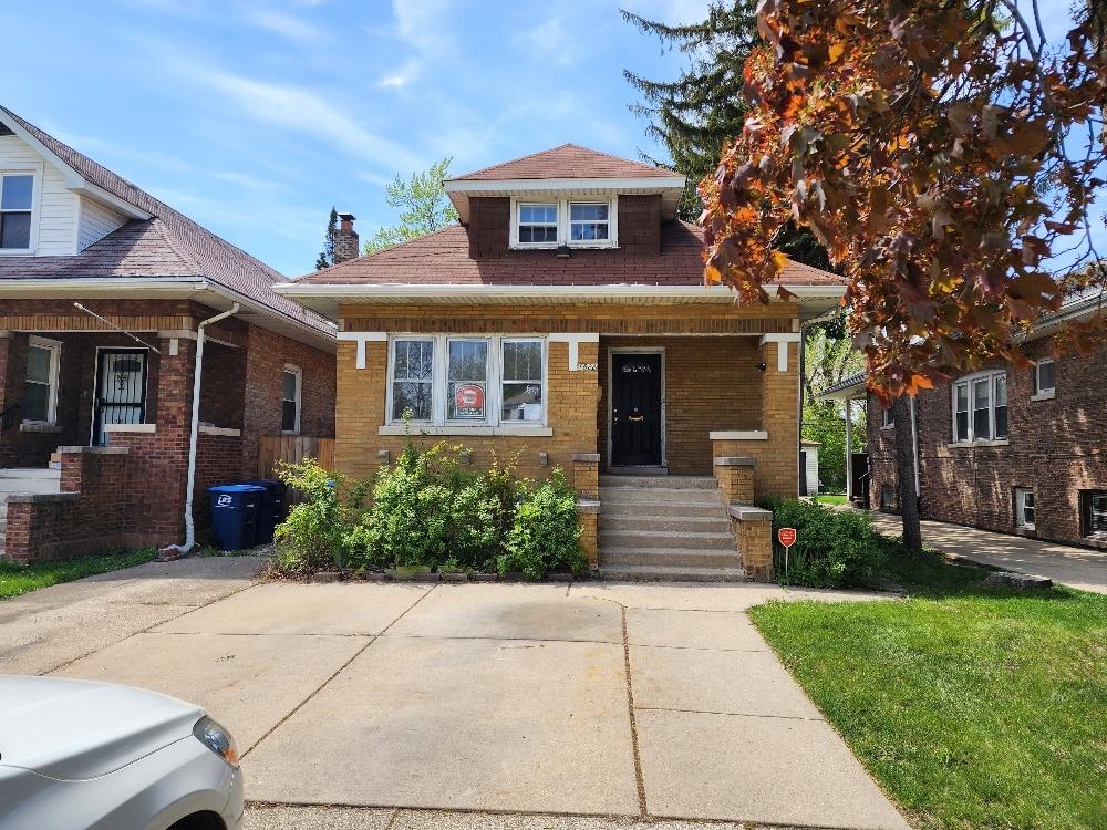 1822 S 19th Ave., Maywood, IL 60153
