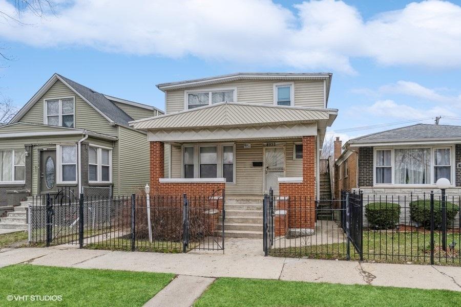 8932 S Parnell Ave., Chicago, IL 60620