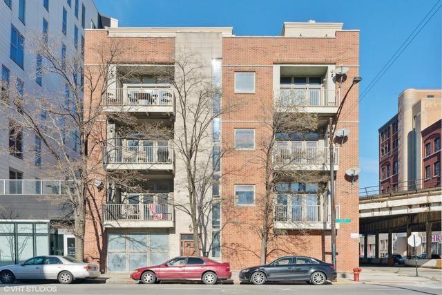 700 W Grand Ave. #4EW, Chicago, IL 60654