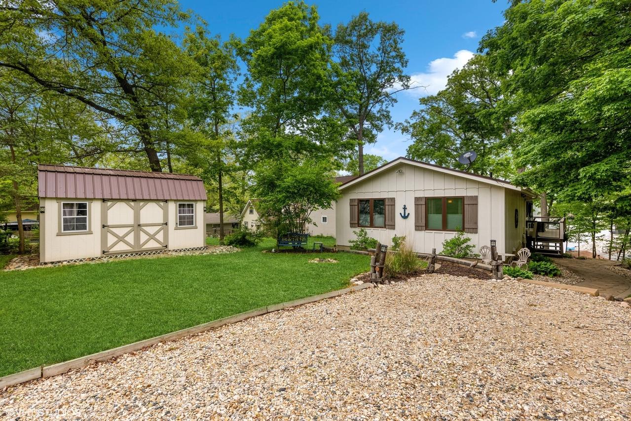 171 Lake Thunderbird Dr., Putnam, IL 61560