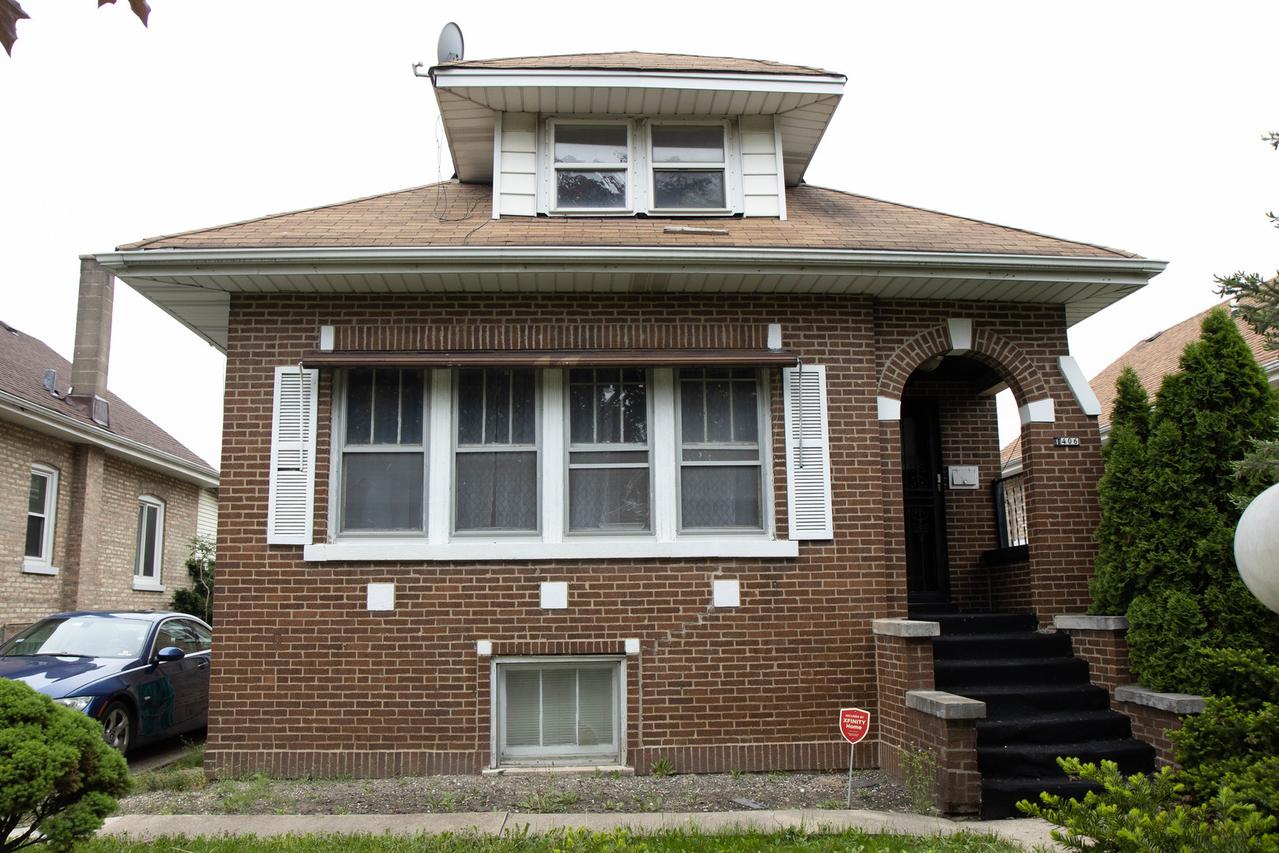 1406 S 15th Ave., Maywood, IL 60153