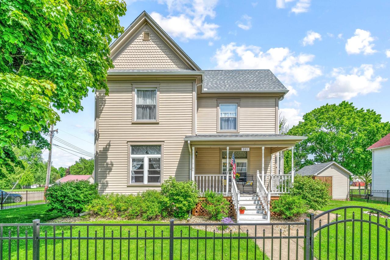 341 Flagg St., Paw Paw, IL 61353