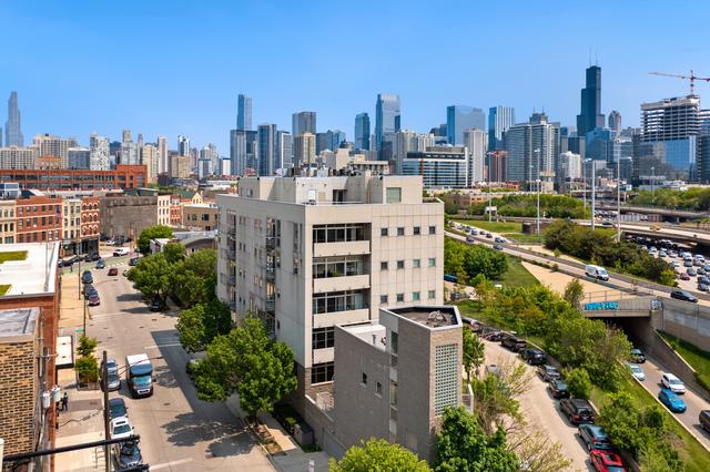 1035 W Huron St. #504, Chicago, IL 60642