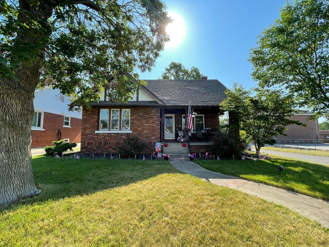 1601 N Gilbert St., Danville, IL 61832