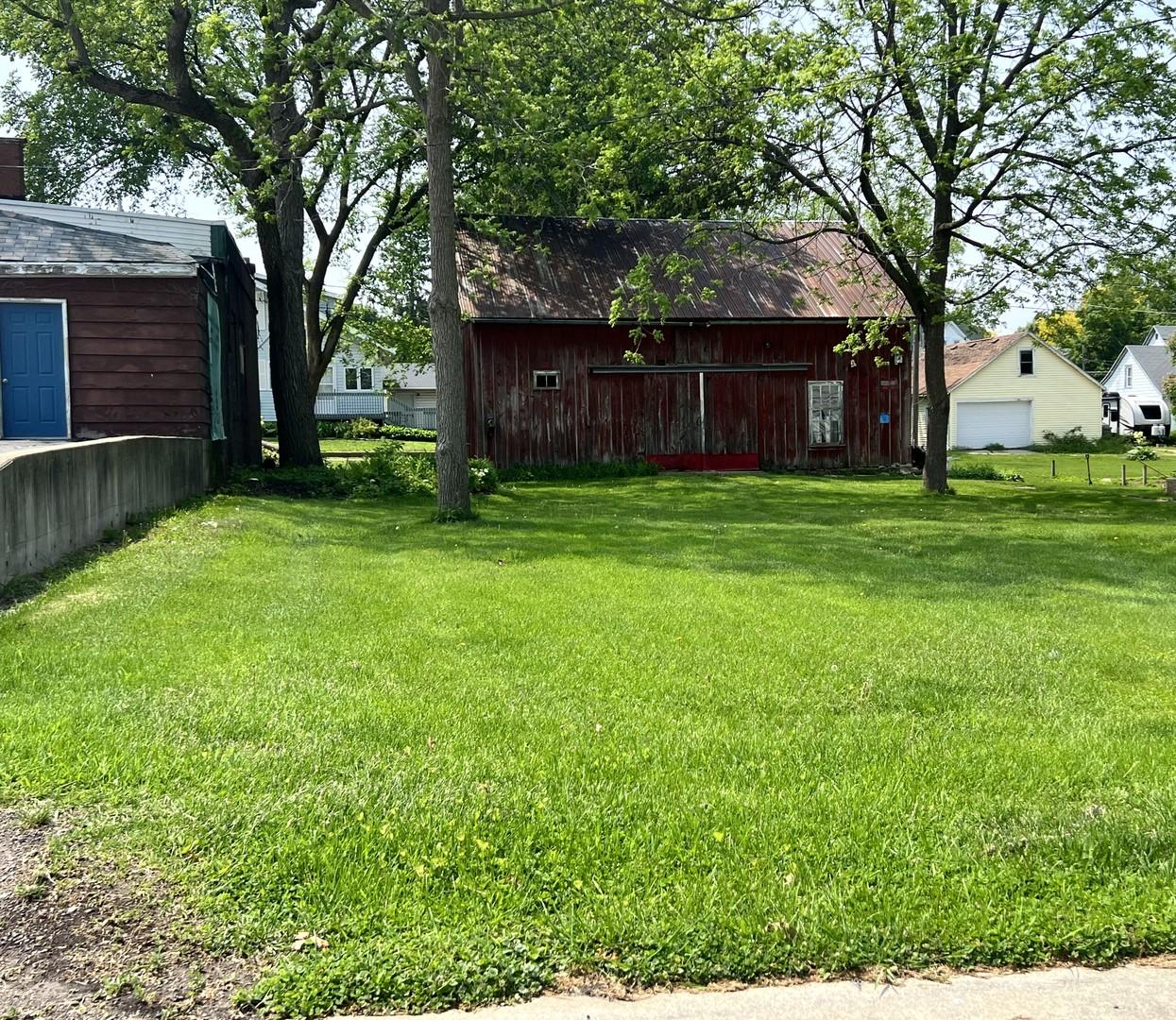 104 N Wesley(sbr) Ave., Mount Morris, IL 61054