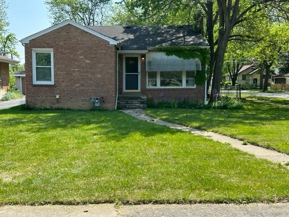 203 N Yale Ave., Villa Park, IL 60181