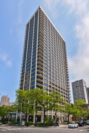 88 W Schiller St. #305L, Chicago, IL 60610