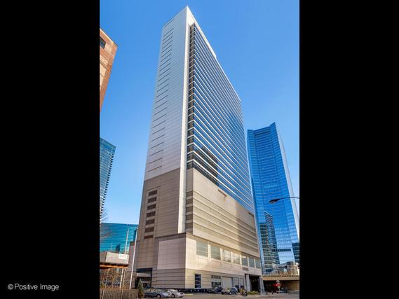 333 N Canal St. #2906, Chicago, IL 60606