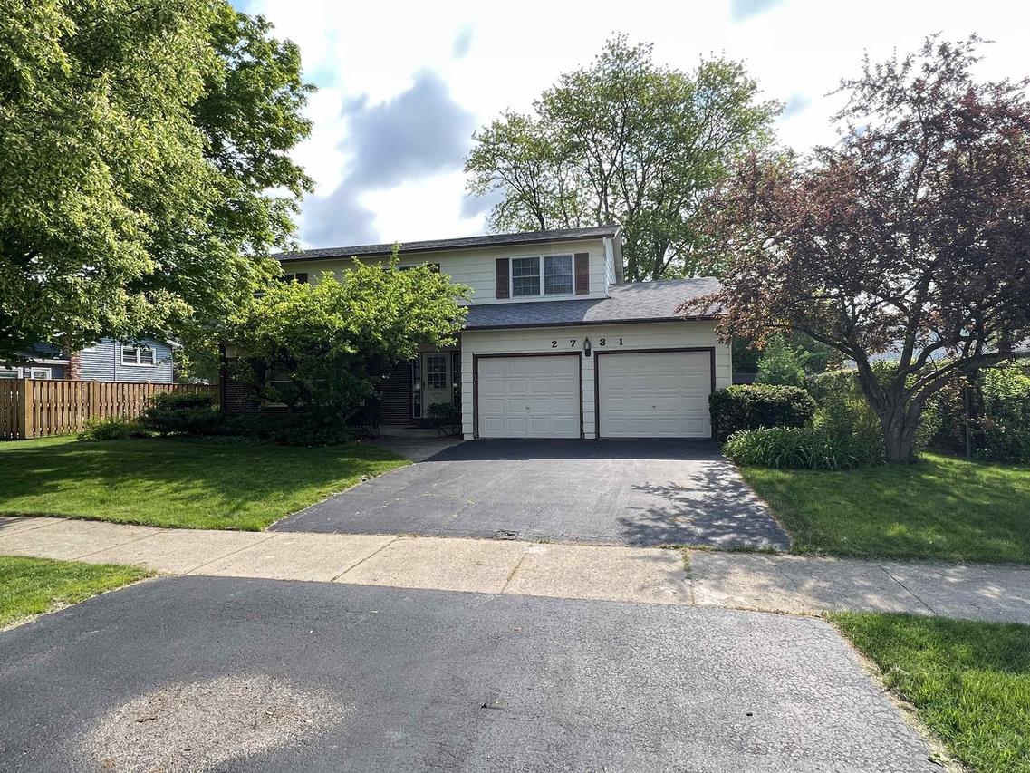 2731 N Ridge Ave., Arlington Heights, IL 60004