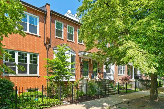 242 W Scott St., Chicago, IL 60610
