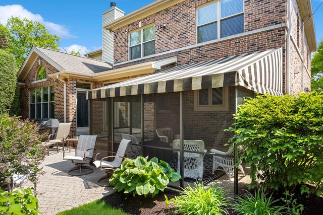 3100 Country Ln., Wilmette, IL 60091