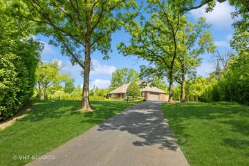 137 Old Creek Rd., Palos Park, IL 60464