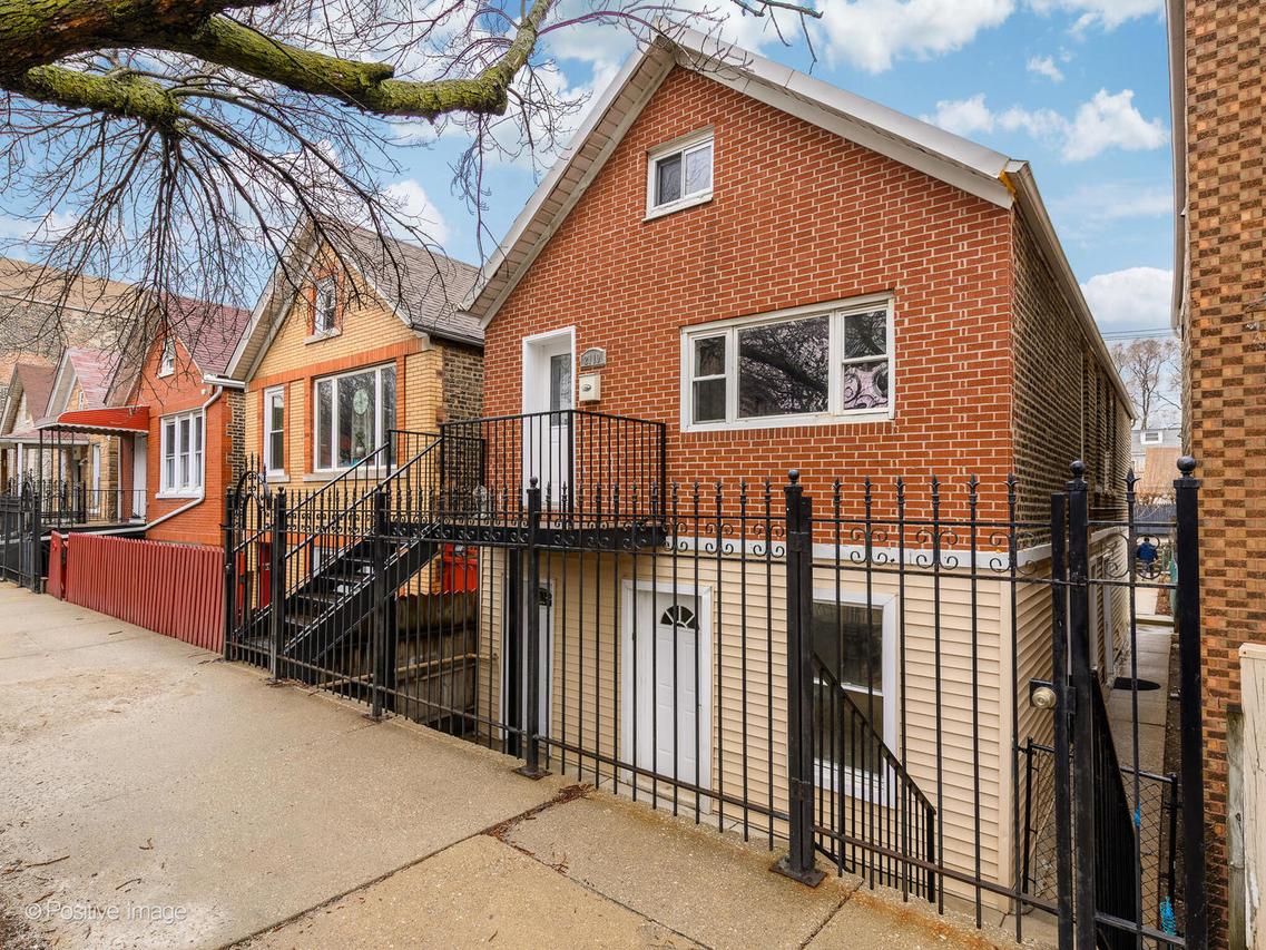 2110 W 18th St., Chicago, IL 60608
