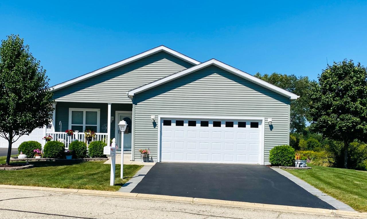 2321 Horseshoe Ct. #477, Grayslake, IL 60030