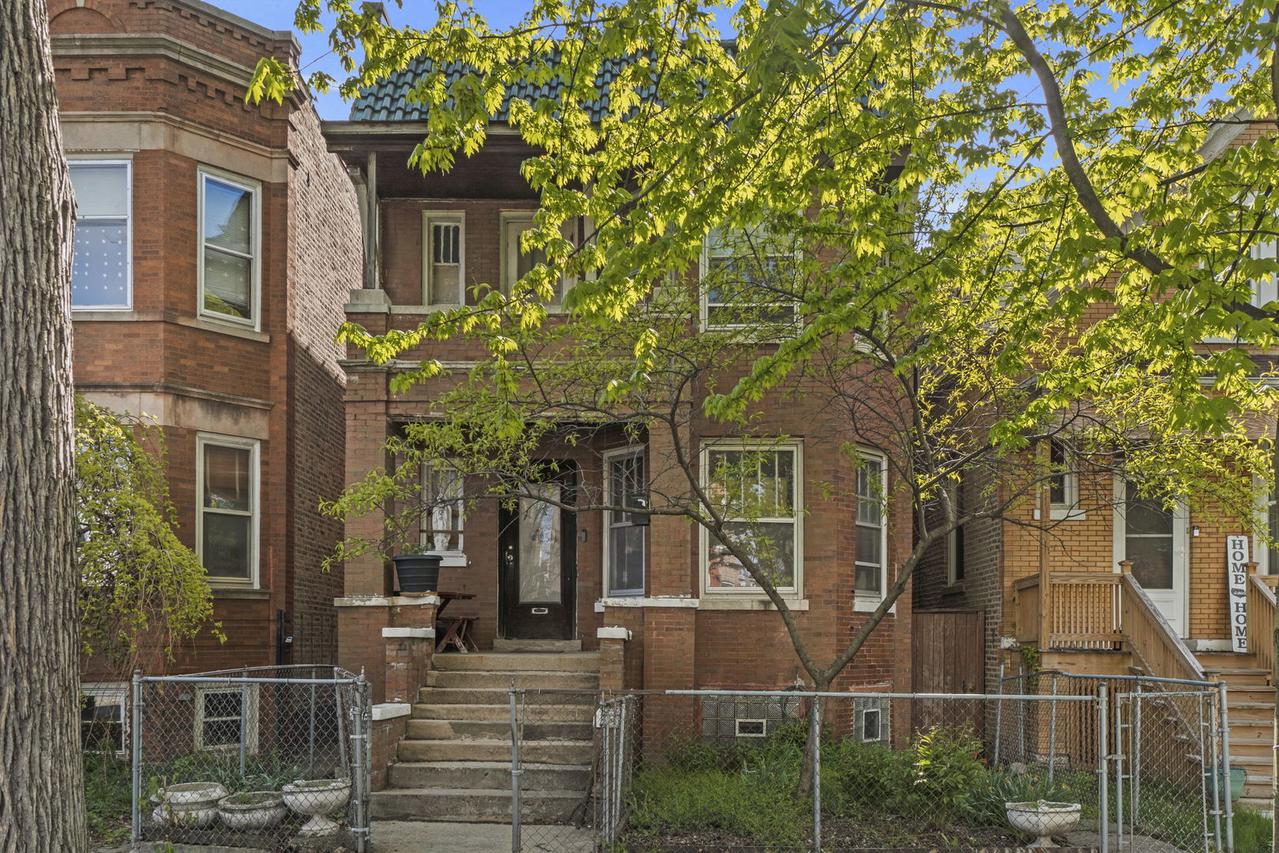 2435 N Drake Ave., Chicago, IL 60647