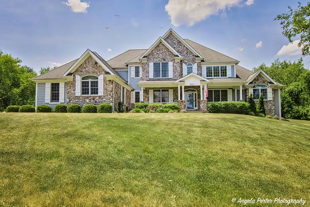 2411 Chatham Ln., Bull Valley, IL 60098