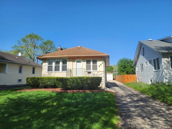 106 S Harvard Ave., Villa Park, IL 60181