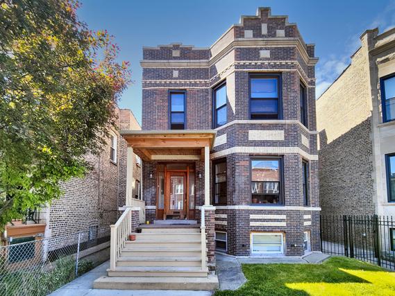 3237 W Cortez St., Chicago, IL 60651