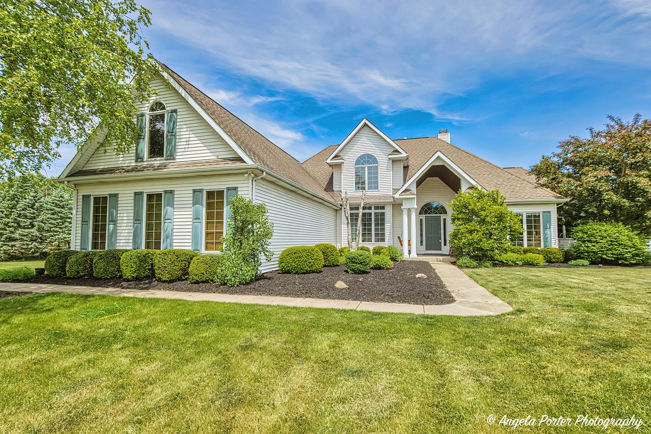 150 Tipperary Ct., Woodstock, IL 60098