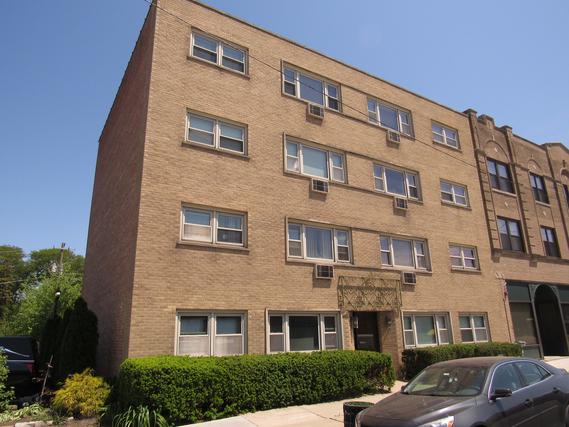 3131 Oak Park Ave. #3C, Berwyn, IL 60402