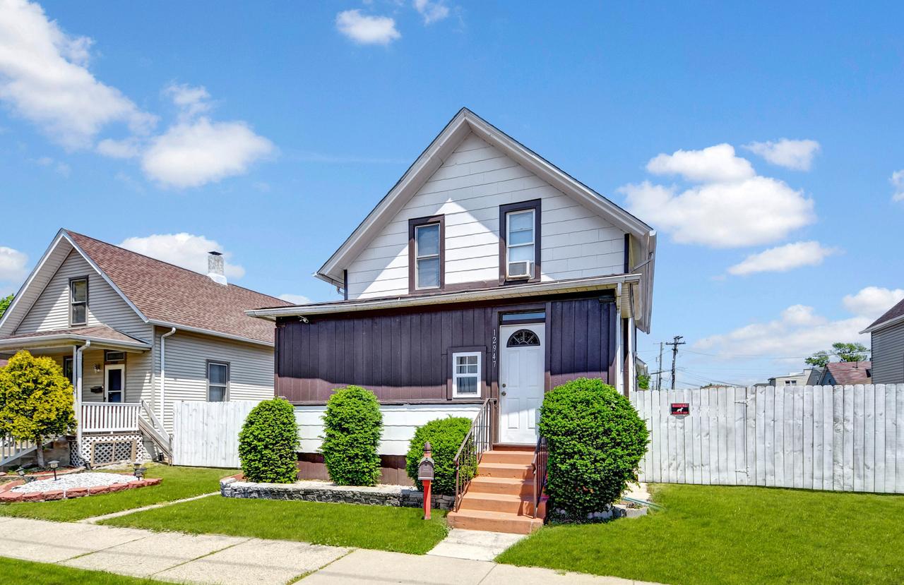 12947 Division St., Blue Island, IL 60406
