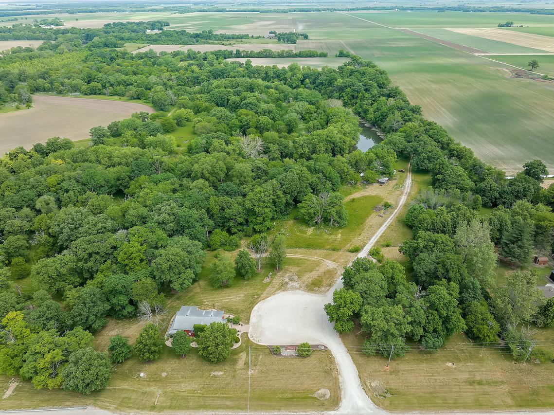 8785 E 2500 North Rd., Cornell, IL 61319