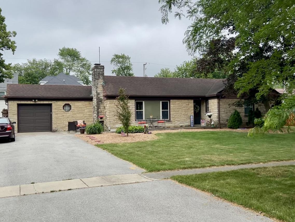 145 S Maple St., Frankfort, IL 60423