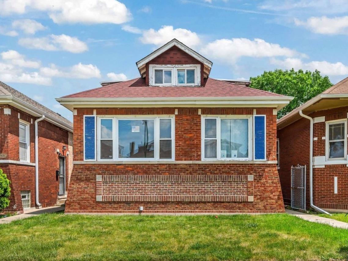 9133 S Marshfield Ave., Chicago, IL 60620