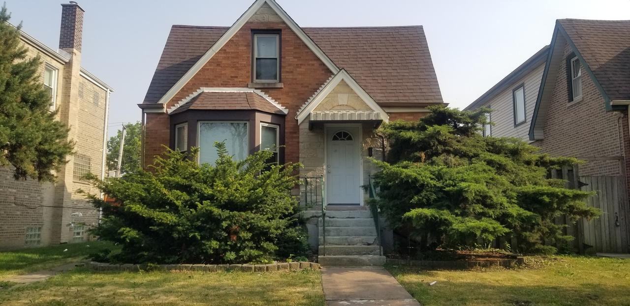 5623 W Roscoe St., Chicago, IL 60634