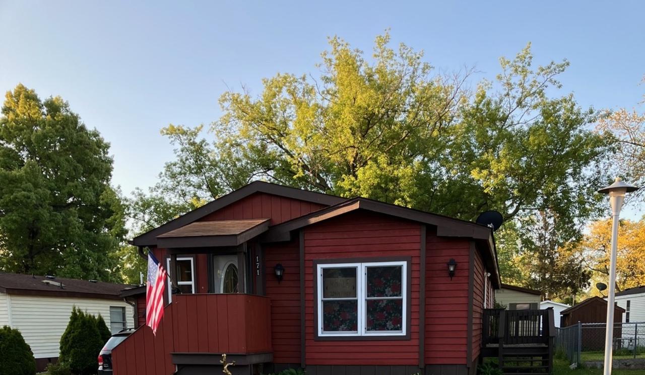 38703 N Sheridan Rd. #171, Beach Park, IL 60087