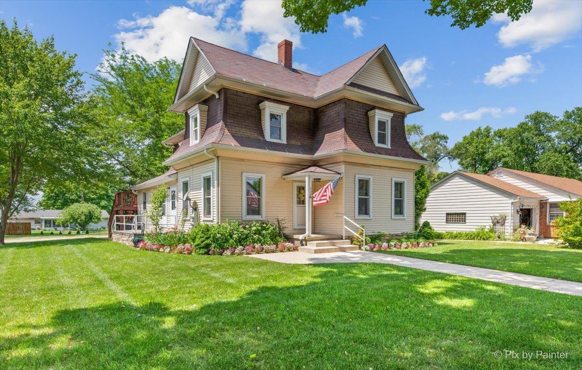 325 N Birch St., Waterman, IL 60556